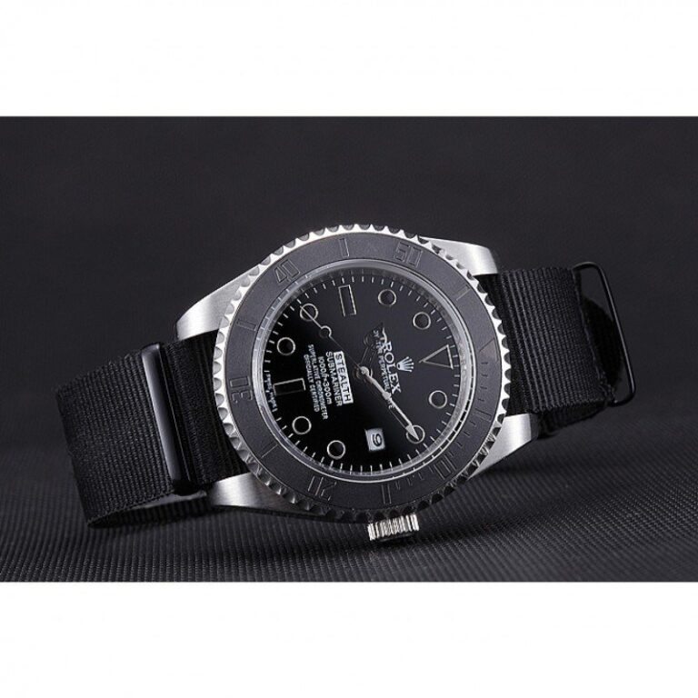 Replica Rolex Submariner Black Dial 621988 Close-Up Focus