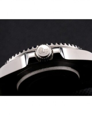 Replica Rolex Submariner Black Dial PR16233NBB Profile Shot