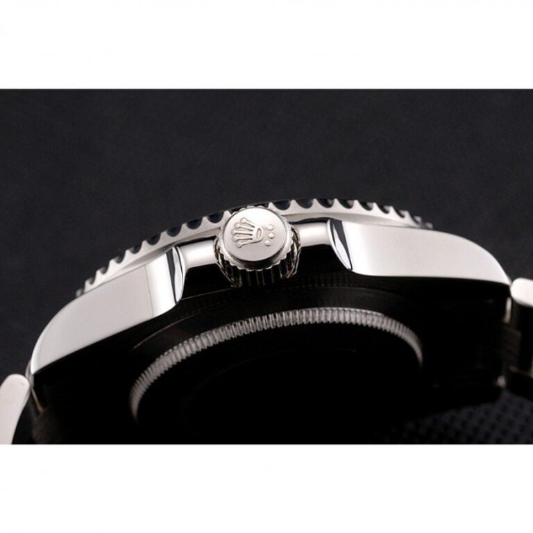 Replica Rolex Submariner Black Dial PR16233NBB Profile Shot
