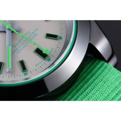 Replica Rolex Milgauss Green Dial 622004 Profile Shot