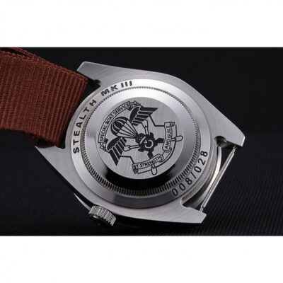 Replica Rolex Submariner Black Dial 621992 Feature Highlight