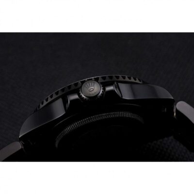 Superclone Rolex Submariner Black Dial PR18239B Profile Shot