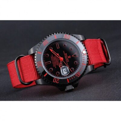 Replica Rolex Submariner Black Dial 622010 Close-Up Focus