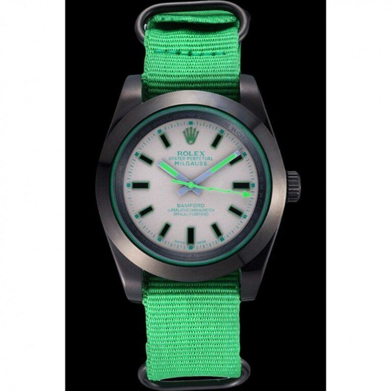Replica Rolex Milgauss Green Dial 622004 Perspective View