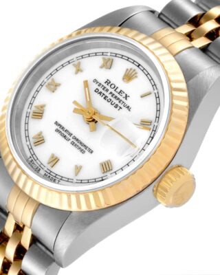 Replica Rolex Lady-Datejust White Dial 69173 Close-Up Focus
