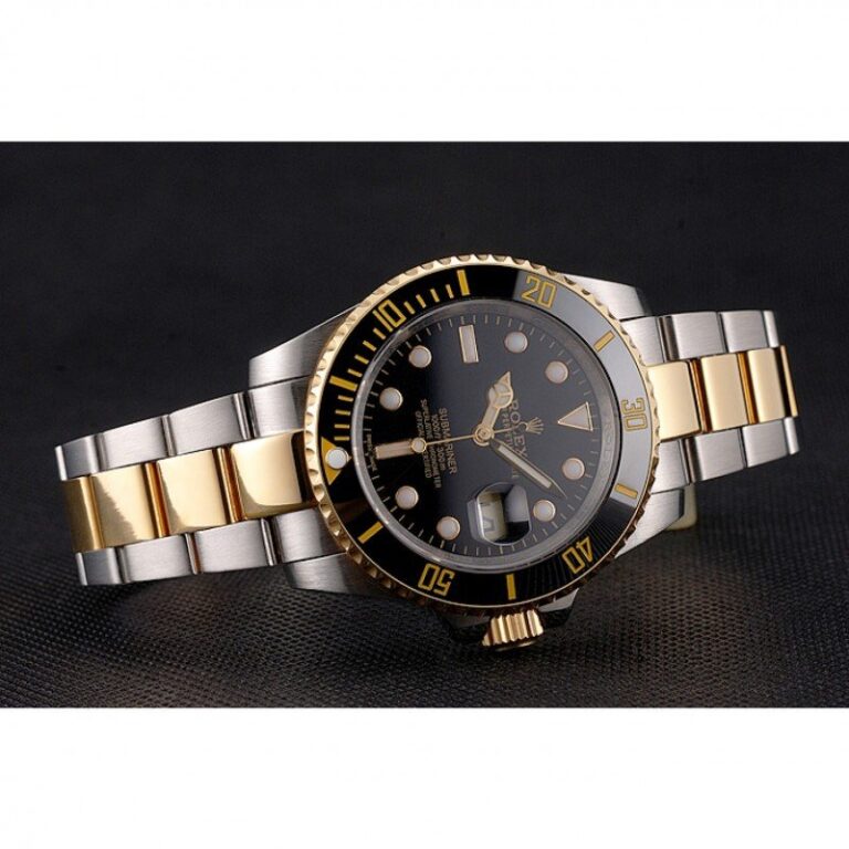 Superclone Rolex Submariner Black Dial PR16233BG Close-Up Focus
