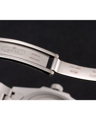 Superclone Rolex GMT-Master II Black Dial 1453747 Alternate Angle