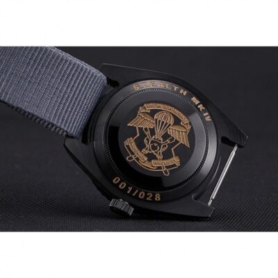 Replica Rolex Submariner Black Dial 621996 Feature Highlight