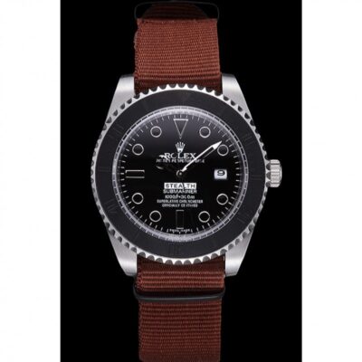 Replica Rolex Submariner Black Dial 621992 Perspective View