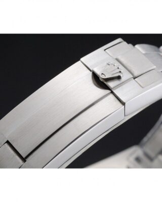 Replica Rolex Submariner Black Dial 1454153 Style Perspective