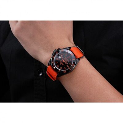 Replica Rolex Submariner Black Dial 622011 Visual Detail