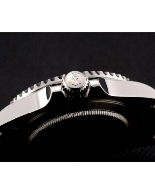 Replica Rolex Submariner Green Dial 1454069 Profile Shot