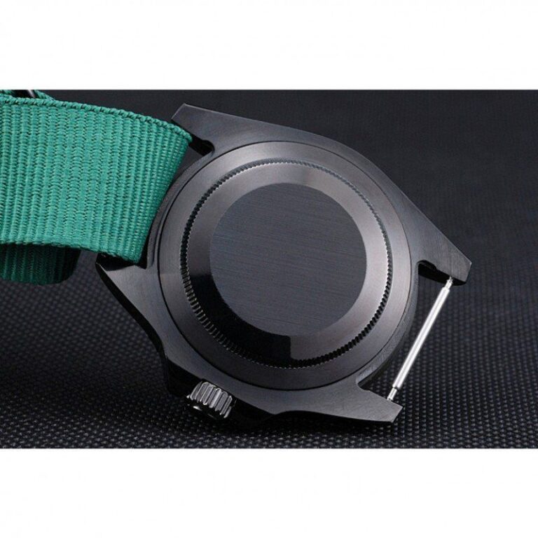 Replica Rolex Submariner Black Dial 622009 Alternate Angle
