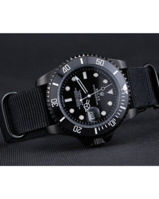 Replica Rolex Submariner Black Dial 622006 Close-Up Focus