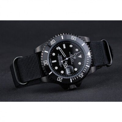 Replica Rolex Submariner Black Dial 622006 Close-Up Focus