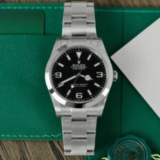 Replica Rolex Explorer Black Dial Oyster bracelet