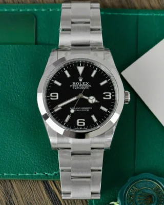 Replica Rolex Explorer Black Dial Oyster bracelet