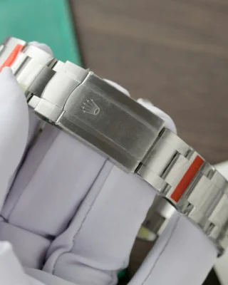 Replica Rolex Oyster Perpetual Black Dial Smooth Bezel Oyster Bracelet