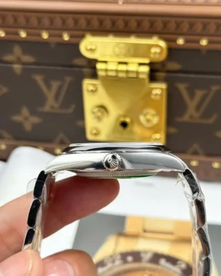 Replica Rolex Oyster Perpetual Silver Dial Smooth Bezel Oyster Bracelet