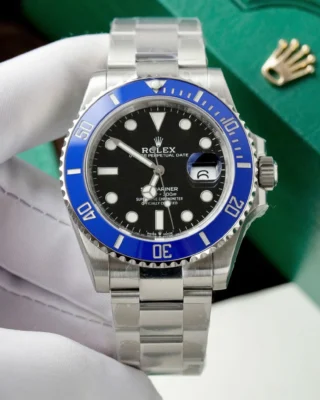 Replica Rolex Submariner Blue Bezel Black Dial Oyster Bracelet