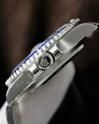 Replica Rolex Submariner Blue Bezel Black Dial Oyster Bracelet