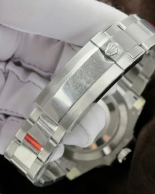 Replica Rolex Submariner Blue Bezel Black Dial Oyster Bracelet