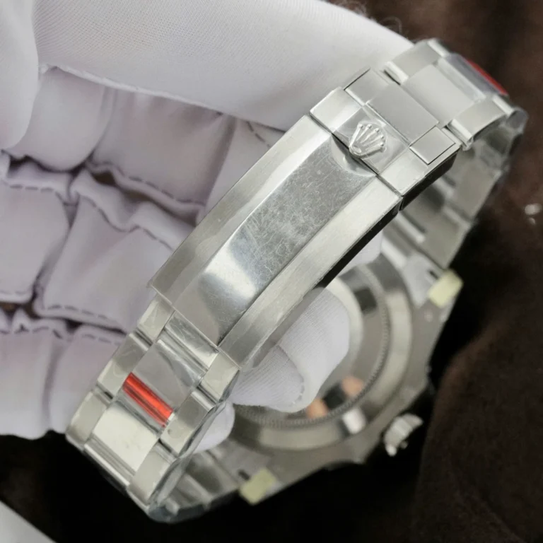 Replica Rolex Submariner Blue Bezel Black Dial Oyster Bracelet