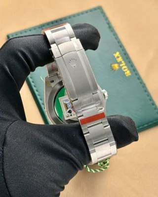 Replica Rolex Oyster Perpetual Black Dial Oyster Bracelet