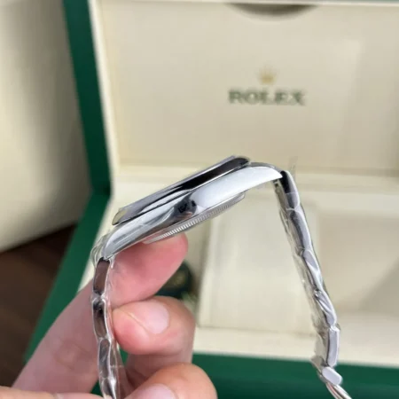 Replica Rolex Oyster Perpetual Silver Dial Oyster Bracelet