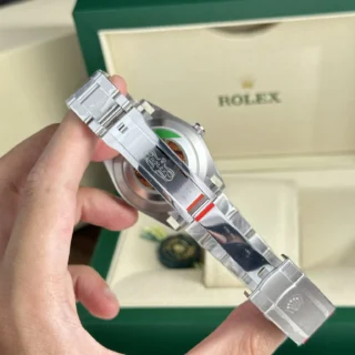 Replica Rolex Oyster Perpetual Silver Dial Oyster Bracelet