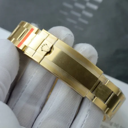 Replica Rolex Submariner Blue Dial Blue Bezel Gold Oyster Brcelet