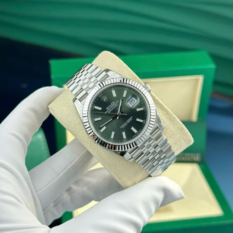 Replica Rolex Datejust Green Dial Fluted Bezel Jubilee Bracelet