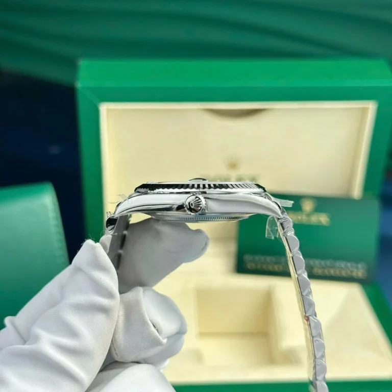 Replica Rolex Datejust Green Dial Fluted Bezel Jubilee Bracelet