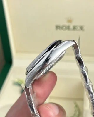 Replica Rolex Oyster Perpetual Green Dial Oyster Bracelet