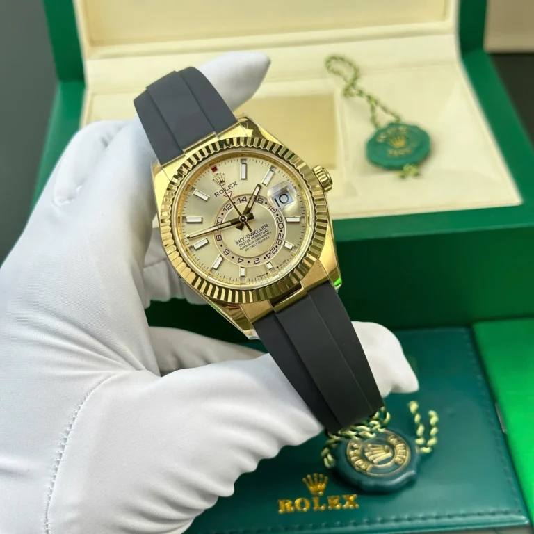 Replica Rolex Sky-Dweller Gold Dial Gold Case Oysterflex Bracelet