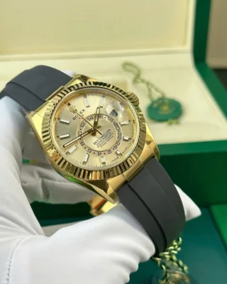 Replica Rolex Sky-Dweller Gold Dial Gold Case Oysterflex Bracelet