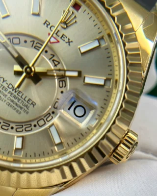 Replica Rolex Sky-Dweller Gold Dial Gold Case Oysterflex Bracelet