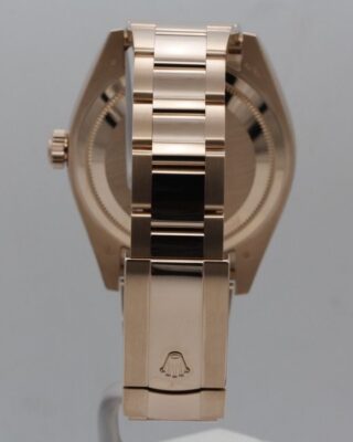 Replica Rolex Sky-Dweller Chocolate Dial 326935 Close-Up Focus