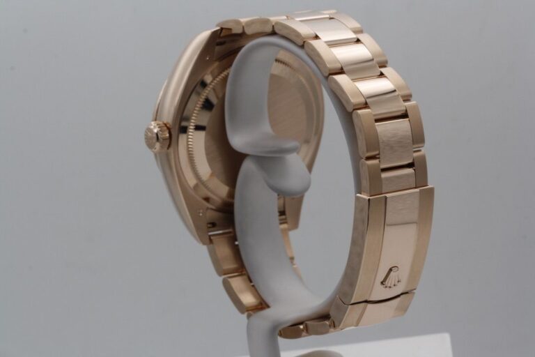 Replica Rolex Sky-Dweller Chocolate Dial 326935 Design Element