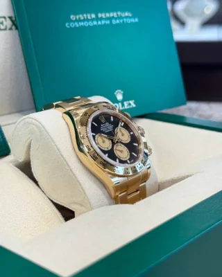 Superclone Rolex Daytona Black Dial 126508 Close-Up Focus