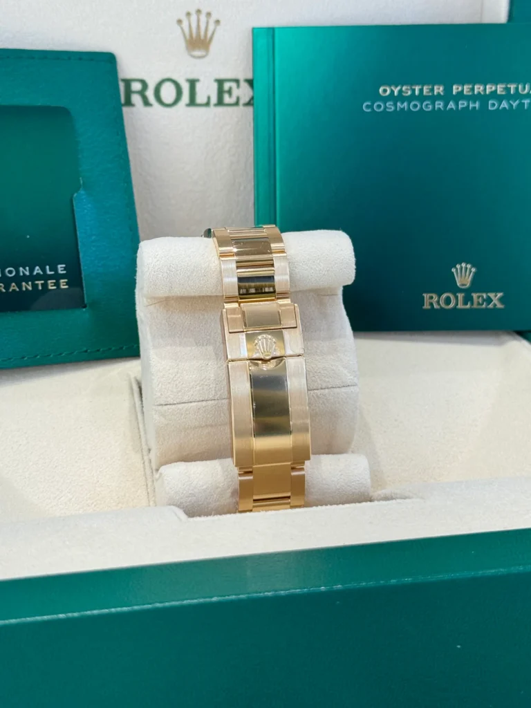 Superclone Rolex Daytona Black Dial 126508 Feature Highlight