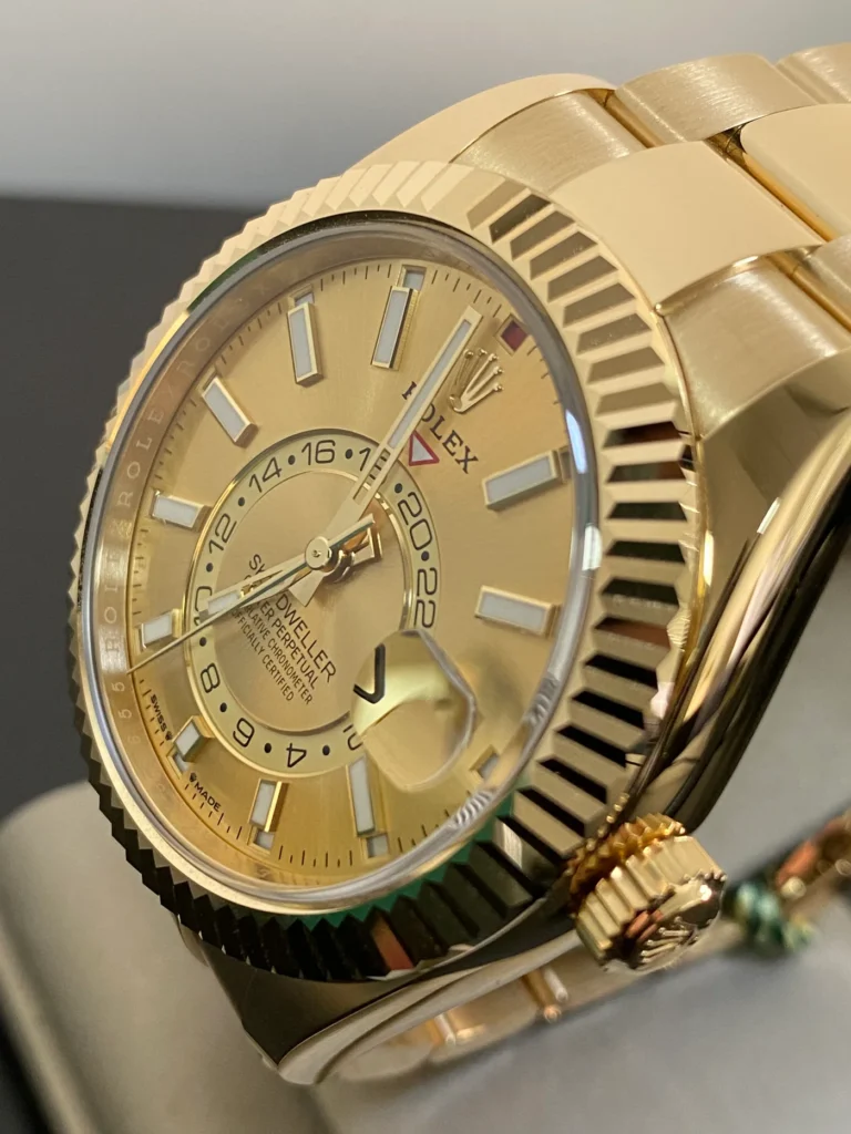 Superclone Rolex Sky-Dweller Champagne Dial 336938 Angle Detail