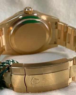 Superclone Rolex Sky-Dweller Champagne Dial 336938 Close-Up Focus