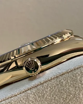 Superclone Rolex Sky-Dweller Champagne Dial 336938 Profile Shot