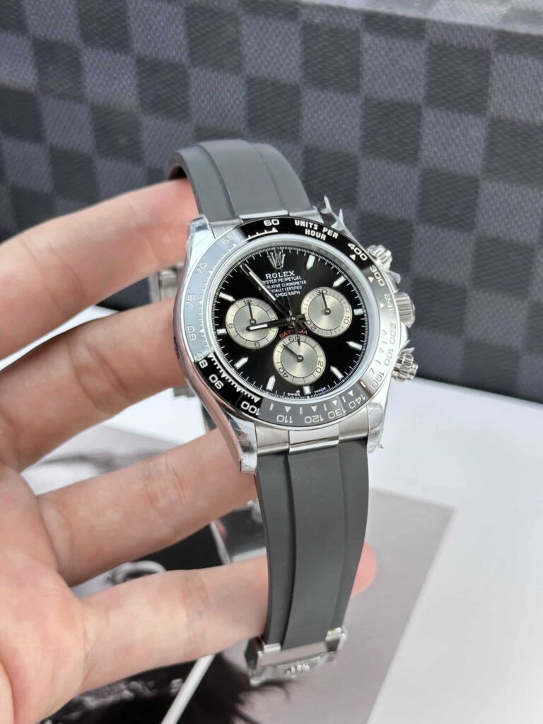 Superclone Rolex Daytona black Dial 126519LN Close-Up Focus