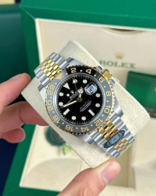Replica Rolex GMT Master II Zombie Black Dial Black and Gray Bezel Two Toned Jubilee Bracelet