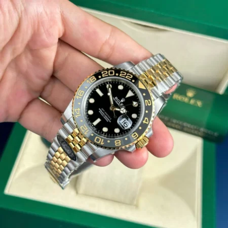 Replica Rolex GMT Master II Zombie Black Dial Black and Gray Bezel Two Toned Jubilee Bracelet