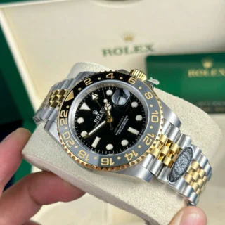 Replica Rolex GMT Master II Zombie Black Dial Black and Gray Bezel Two Toned Jubilee Bracelet
