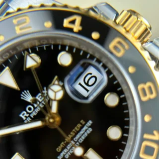 Replica Rolex GMT Master II Zombie Black Dial Black and Gray Bezel Two Toned Jubilee Bracelet