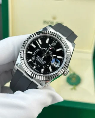 Replica Rolex Sky-Dweller Black Dial Steel Case Oysterflex Bracelet